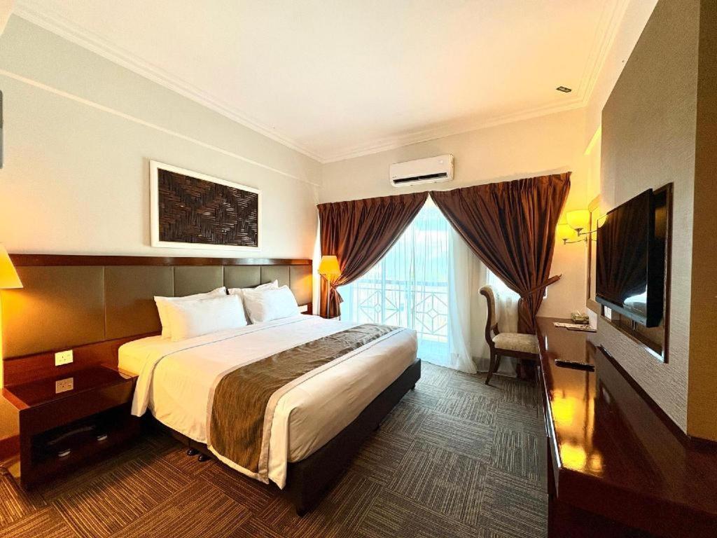 Putra Brasmana Hotel Kuala Perlis Exterior photo