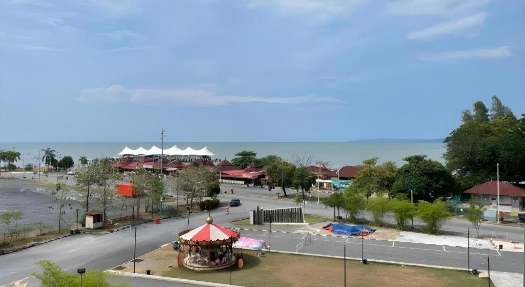 Putra Brasmana Hotel Kuala Perlis Exterior photo